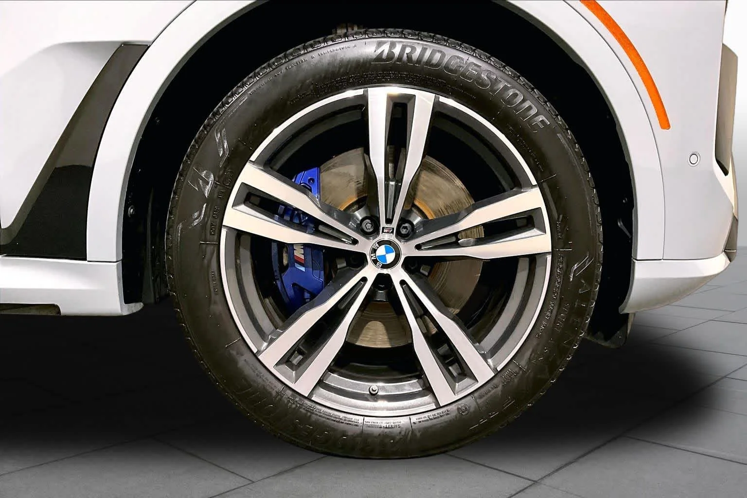 Certified Used 2025 Brooklyn Grey Metallic BMW xDrive40i image 10