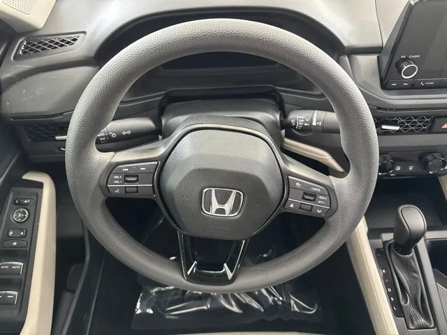 Used 2024 White Honda EX image 29