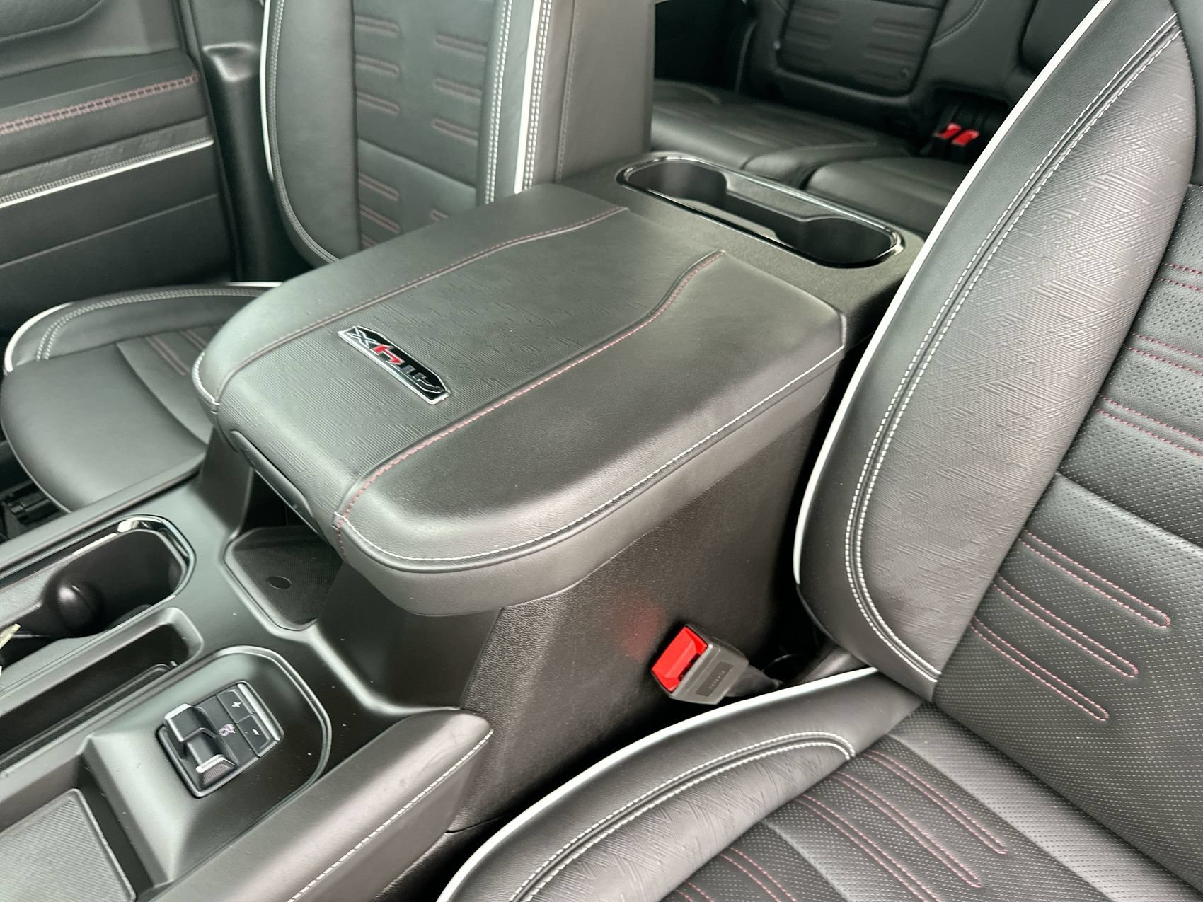 Used 2024 Onyx Black GMC AT4X image 22