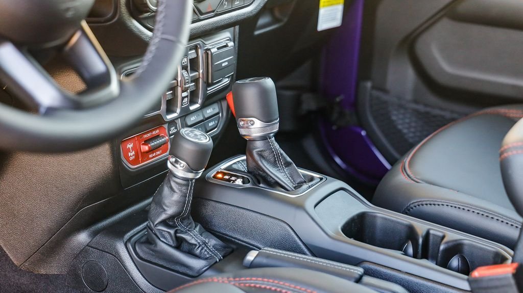 New 2026 Reign Jeep Rubicon X image 21