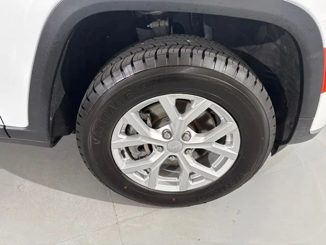Used 2023 White Jeep Limited image 15