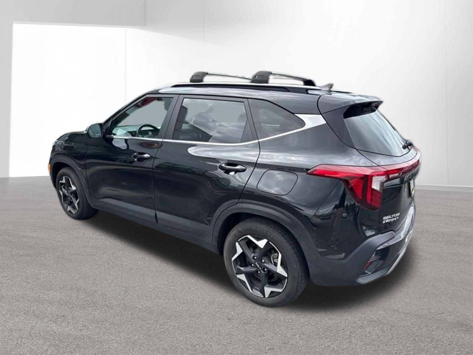 Certified Used 2024 Fusion Black Kia EX image 36