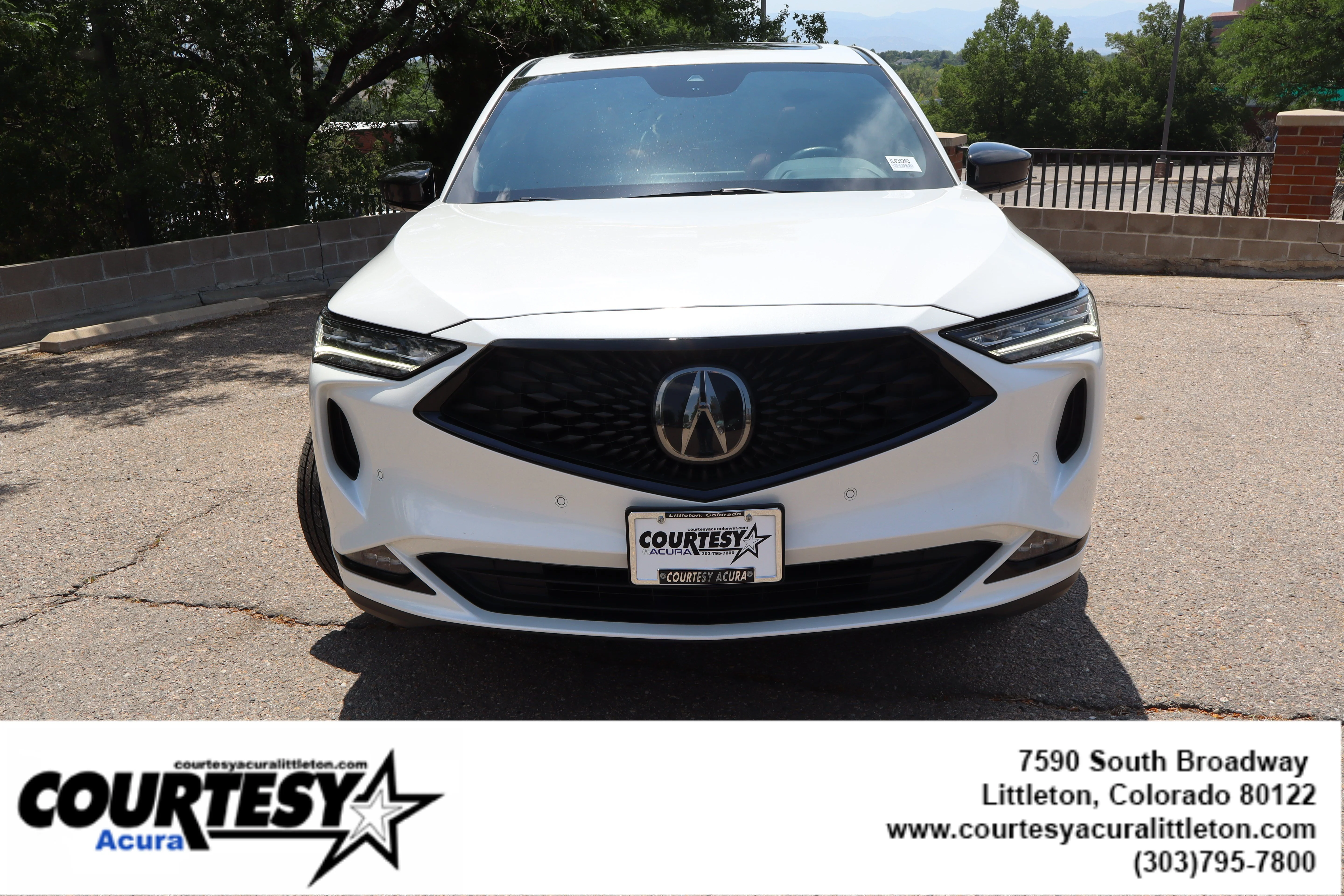 Used 2023 Platinum White Pearl Acura SH-AWD with A-Spec Package image 2