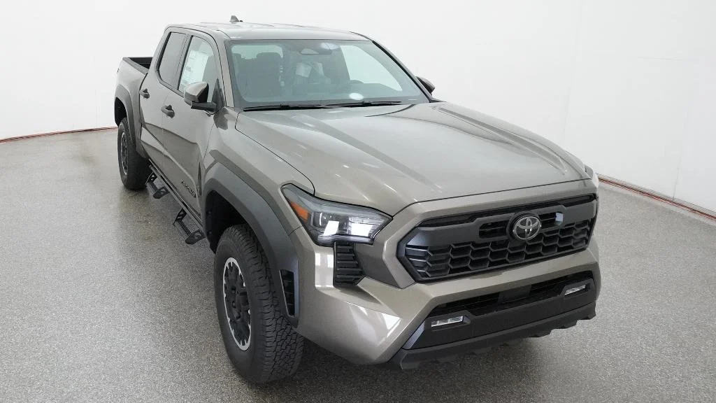 New 2026 Bronze Oxide Toyota TRD Off-Road image 39