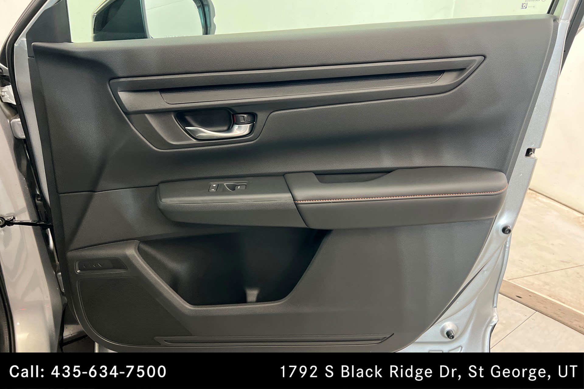 Used 2024 Summit White Buick Sport Touring image 170