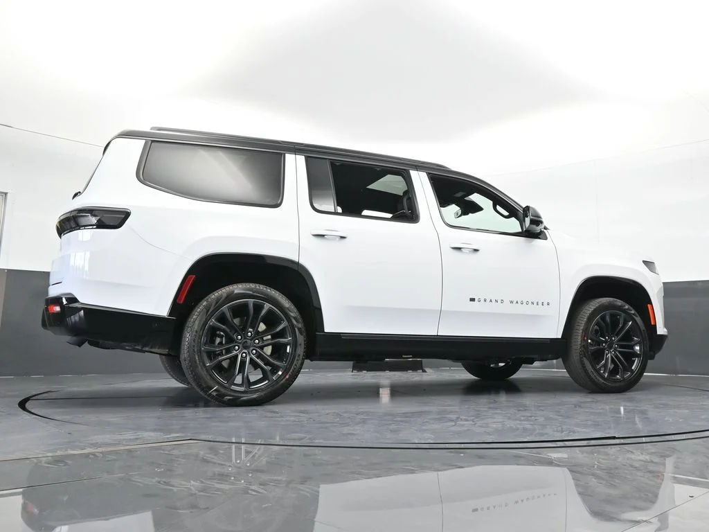 New 2026 Bright White Clearcoat Jeep Summit Obsidian image 63