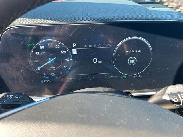 Used 2023 Gray Kia Wind image 12