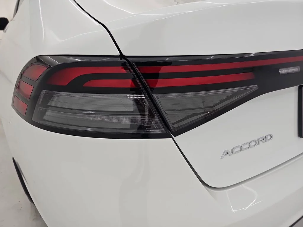 New 2026 Platinum White Pearl Honda LX image 34