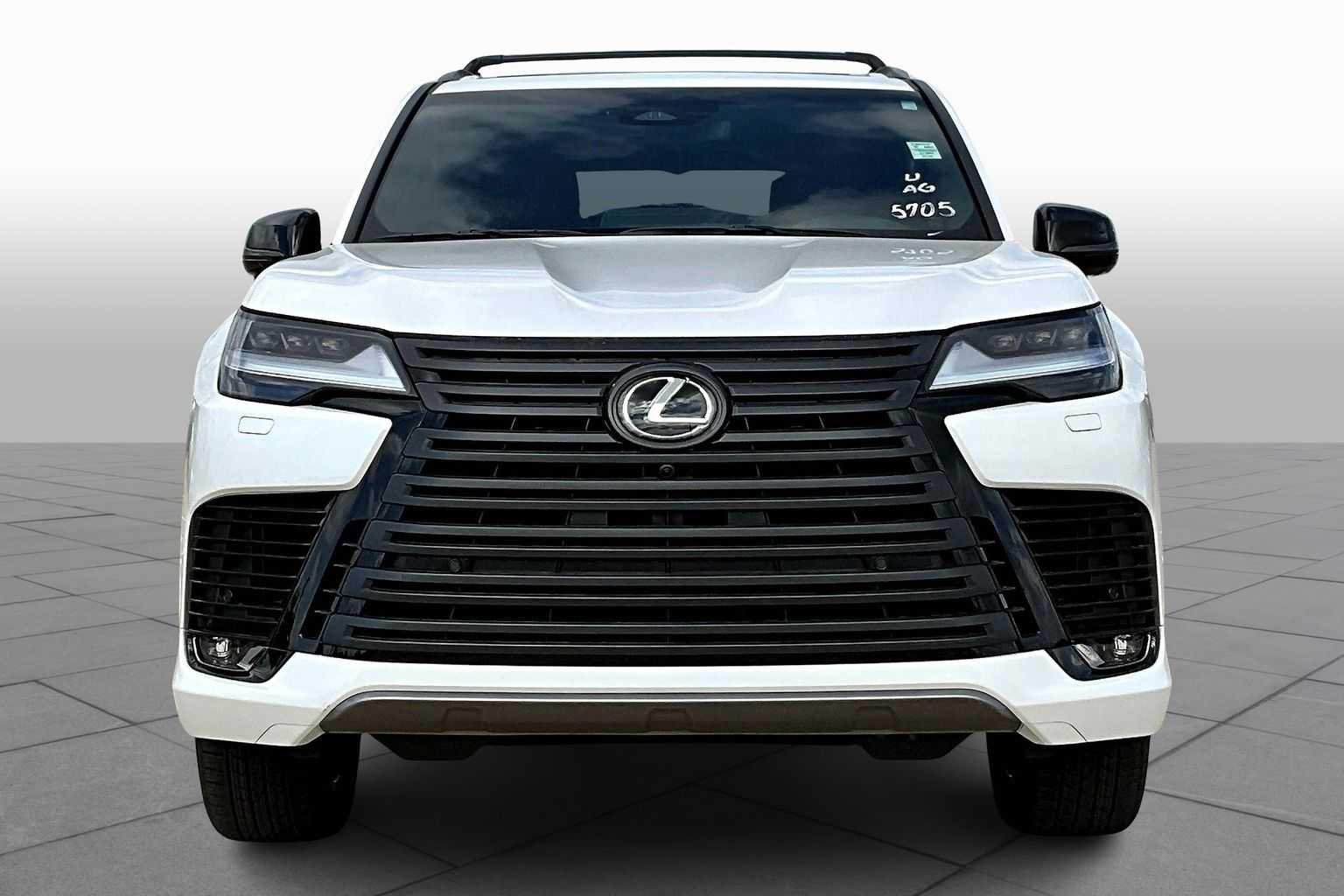 Used 2025 Eminent White Pearl Lexus Luxury image 3