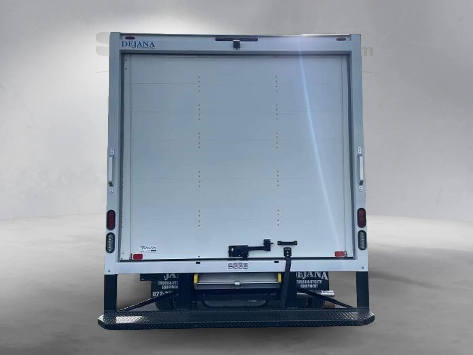 New 2027 Oxford White Ford XL image 6