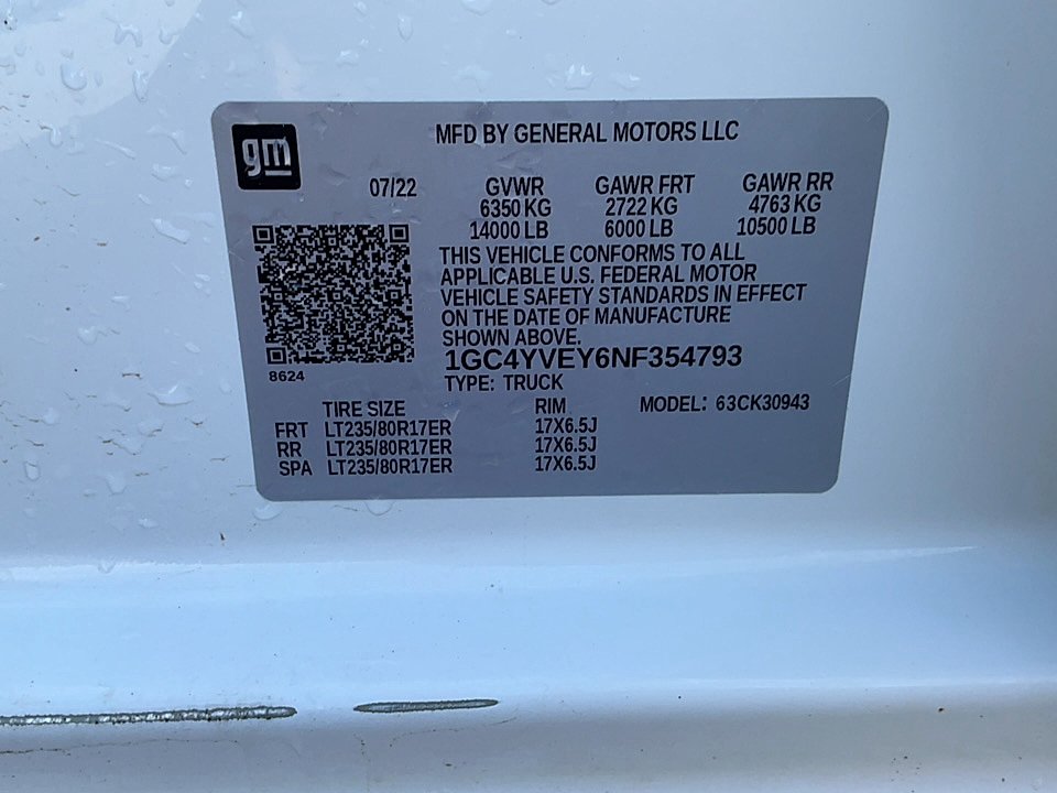 Used 2022 Summit White Chevrolet 4WD Crew Cab Long Bed High Country image 20