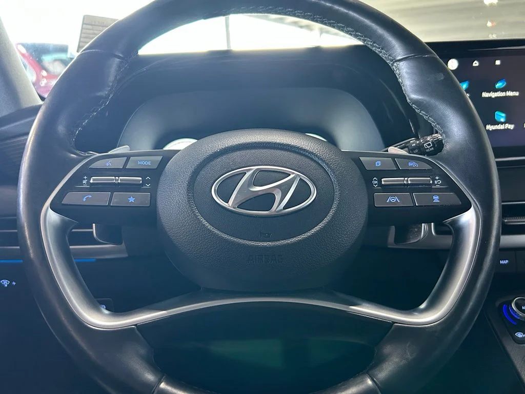 Used 2024 Sierra Burgundy Hyundai Limited image 37