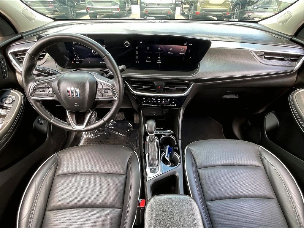 Used 2024 Silver Buick Avenir image 20