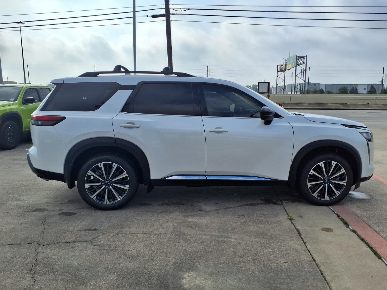 2026 Nissan Pathfinder Platinum White at Robbins Nissan