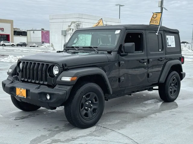 Used 2022 Black Jeep Unlimited Sport image 4