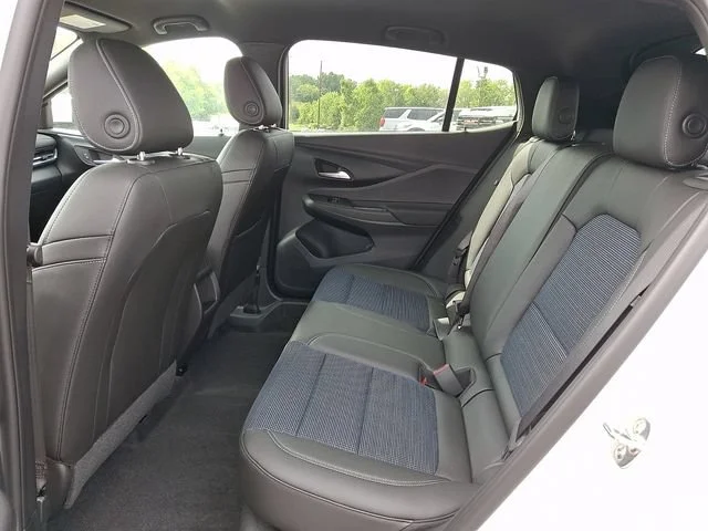 New 2026 Summit White Buick Preferred image 8