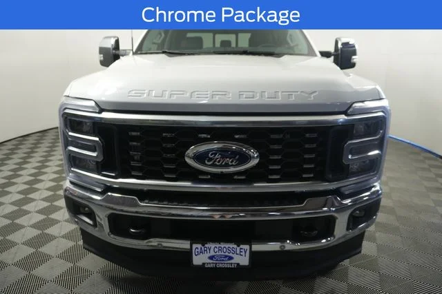 New 2026 Star White Metallic Tri-Coat Ford F-350® Lariat® image 3