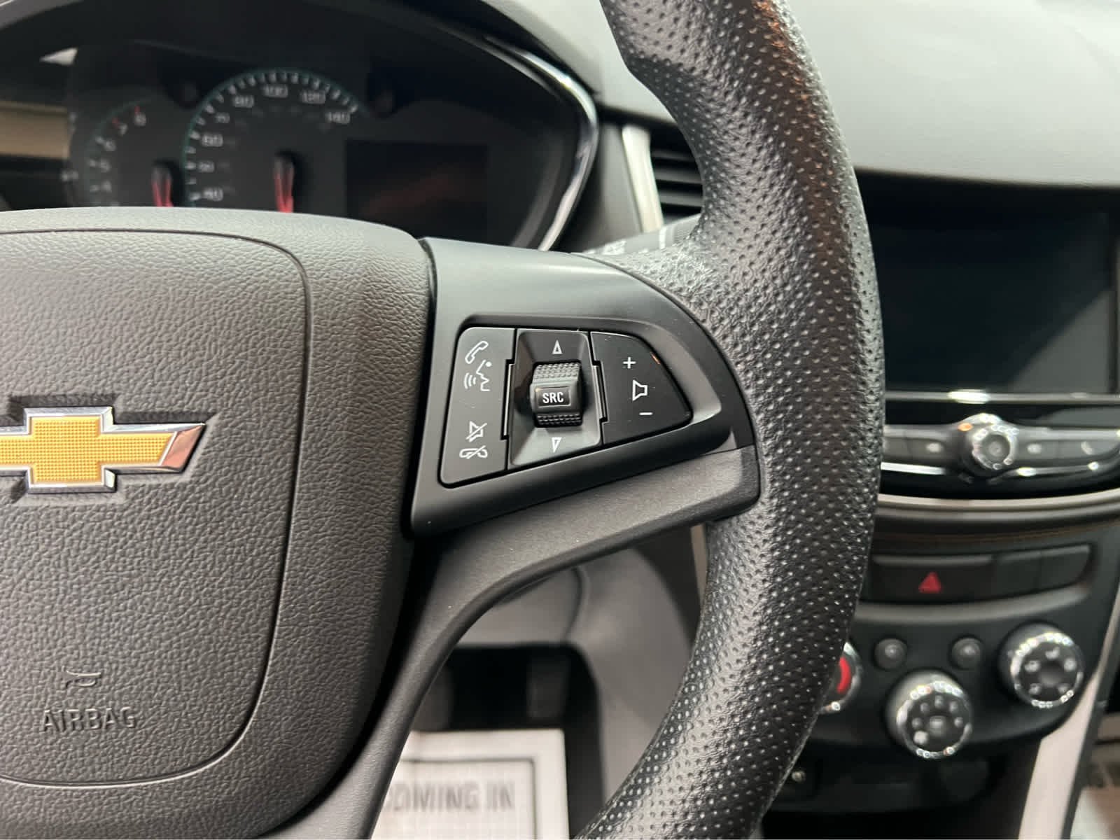 Used 2019 Summit White Chevrolet LT image 18