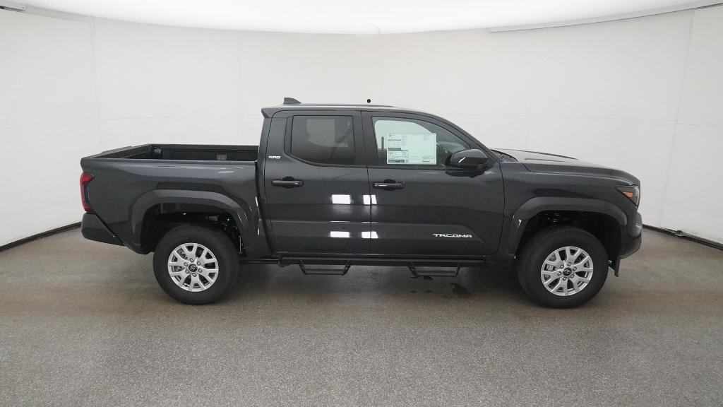 Certified Used 2025 Underground Toyota SR5 image 38