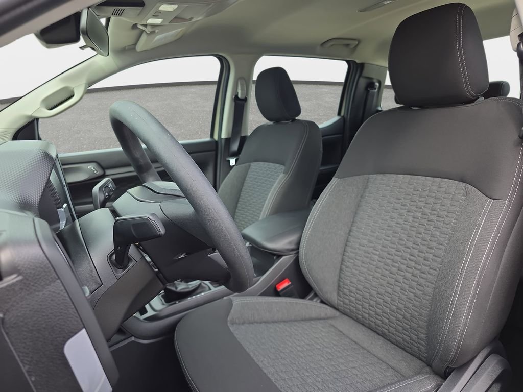 Used 2025 Beige Ford XL image 14