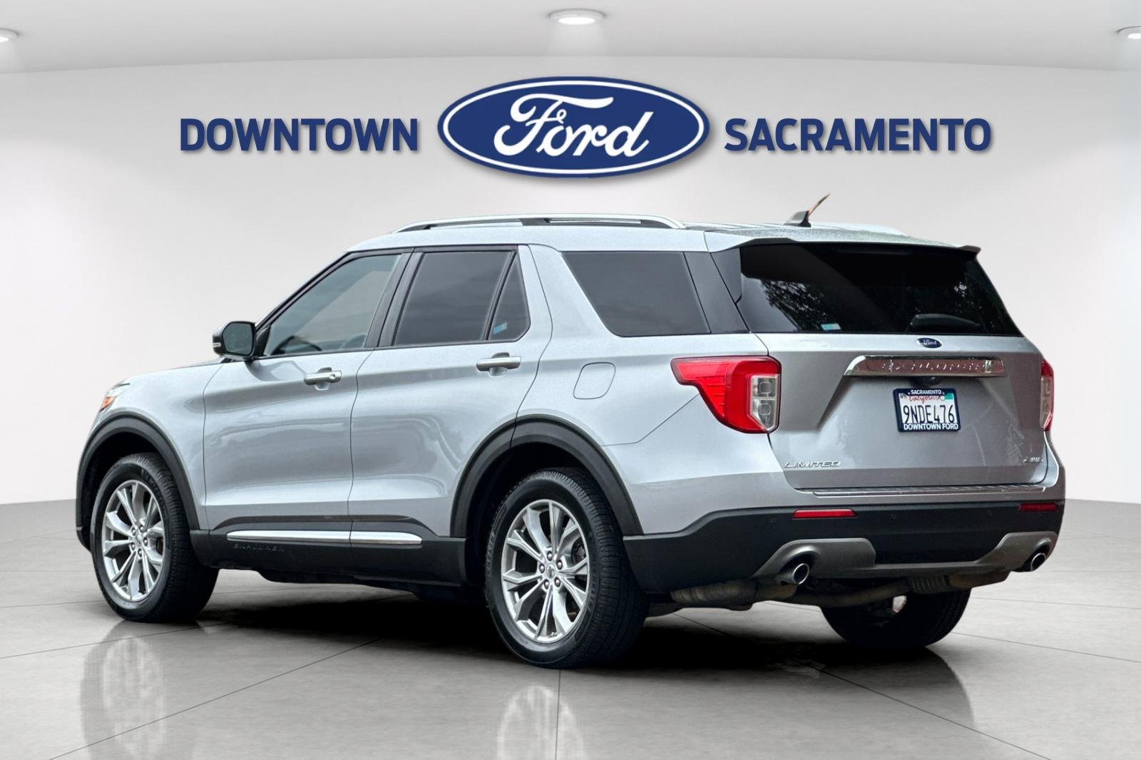 Certified Used 2021 Iconic Silver Metallic Ford Limited image 8