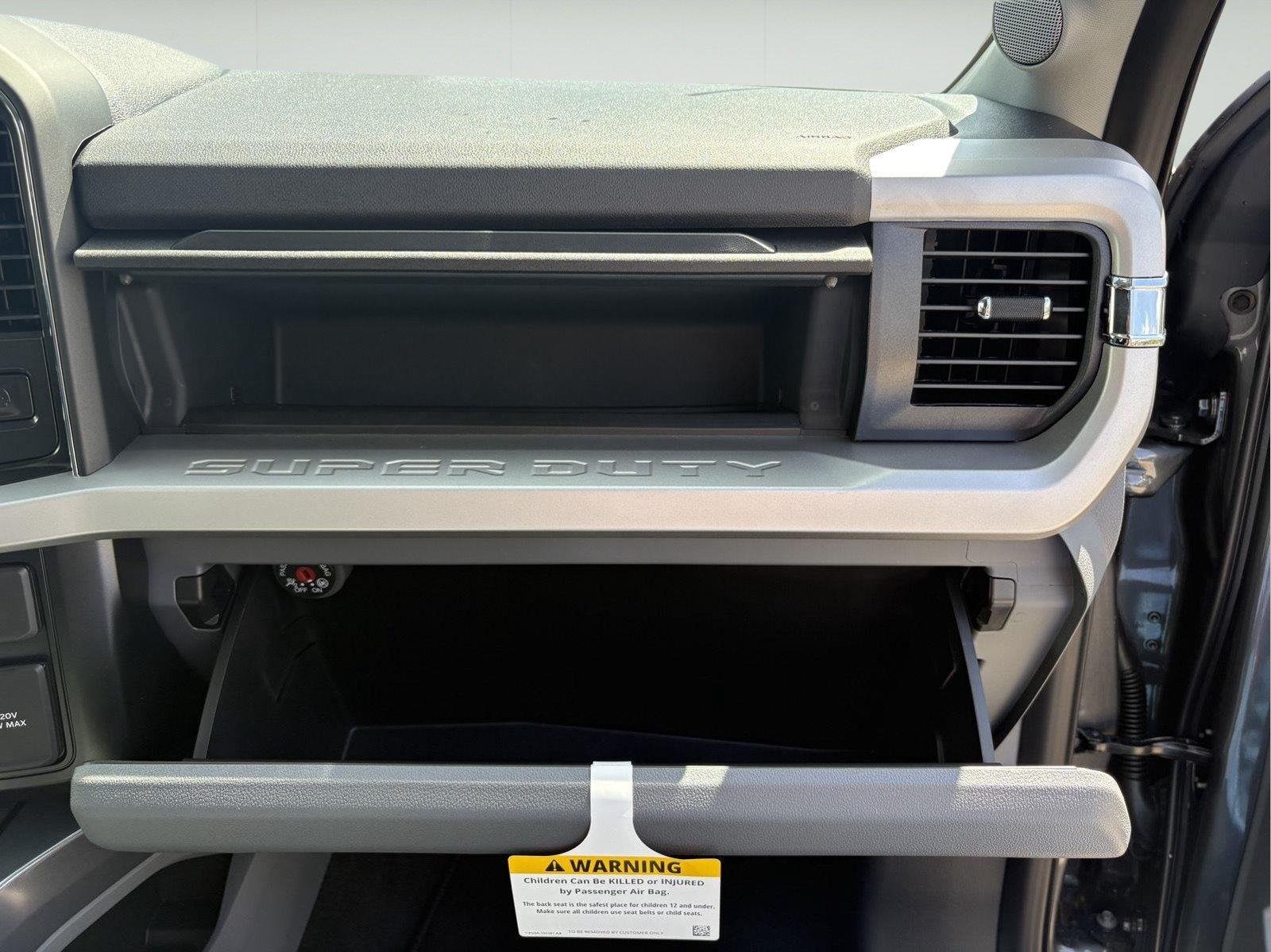 New 2026 Carbonized Gray Metallic Ford F-350® XLT image 15