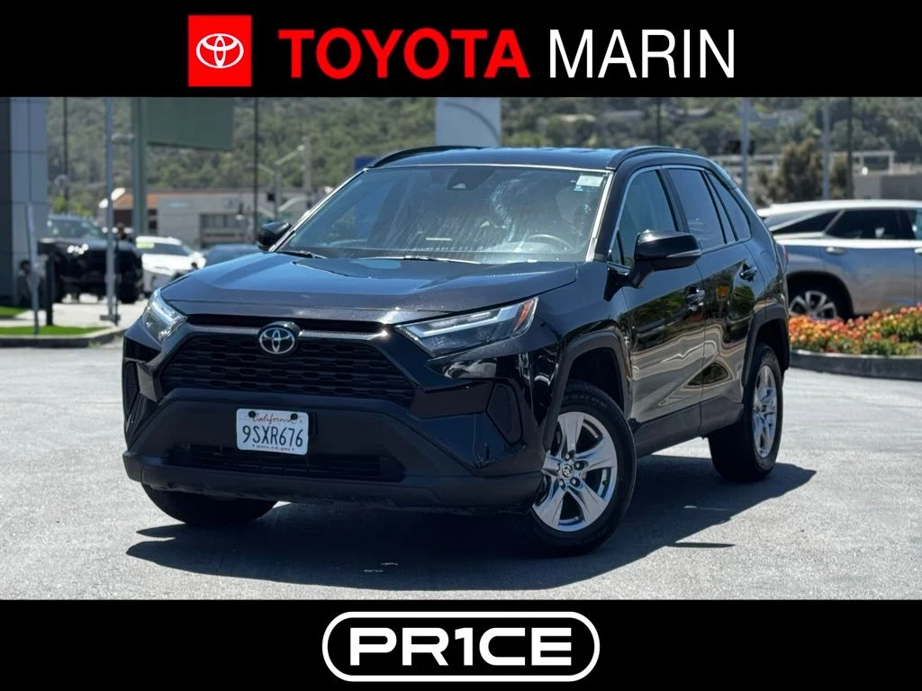 Used 2025 Black Toyota XLE image 1