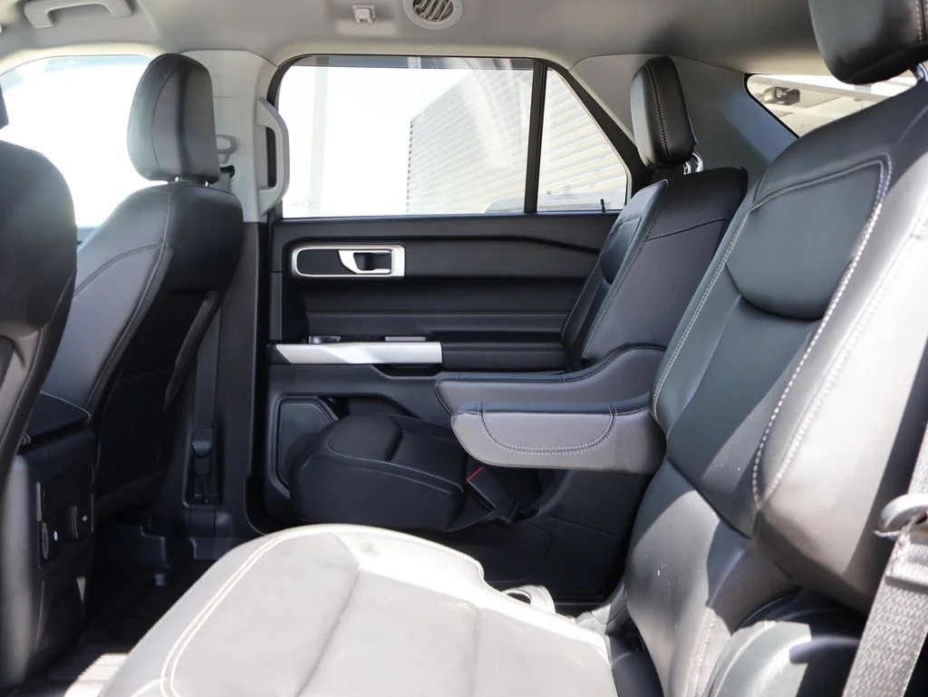 Certified Used 2023 Black Metallic Ford XLT image 20