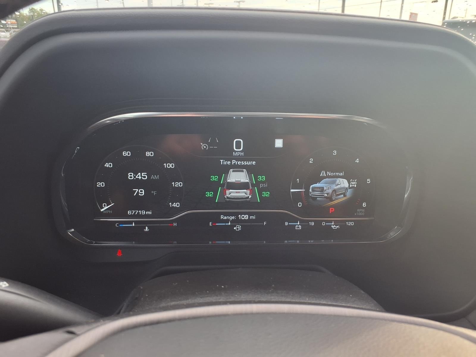 2022 GMC Yukon photo 23 of 28