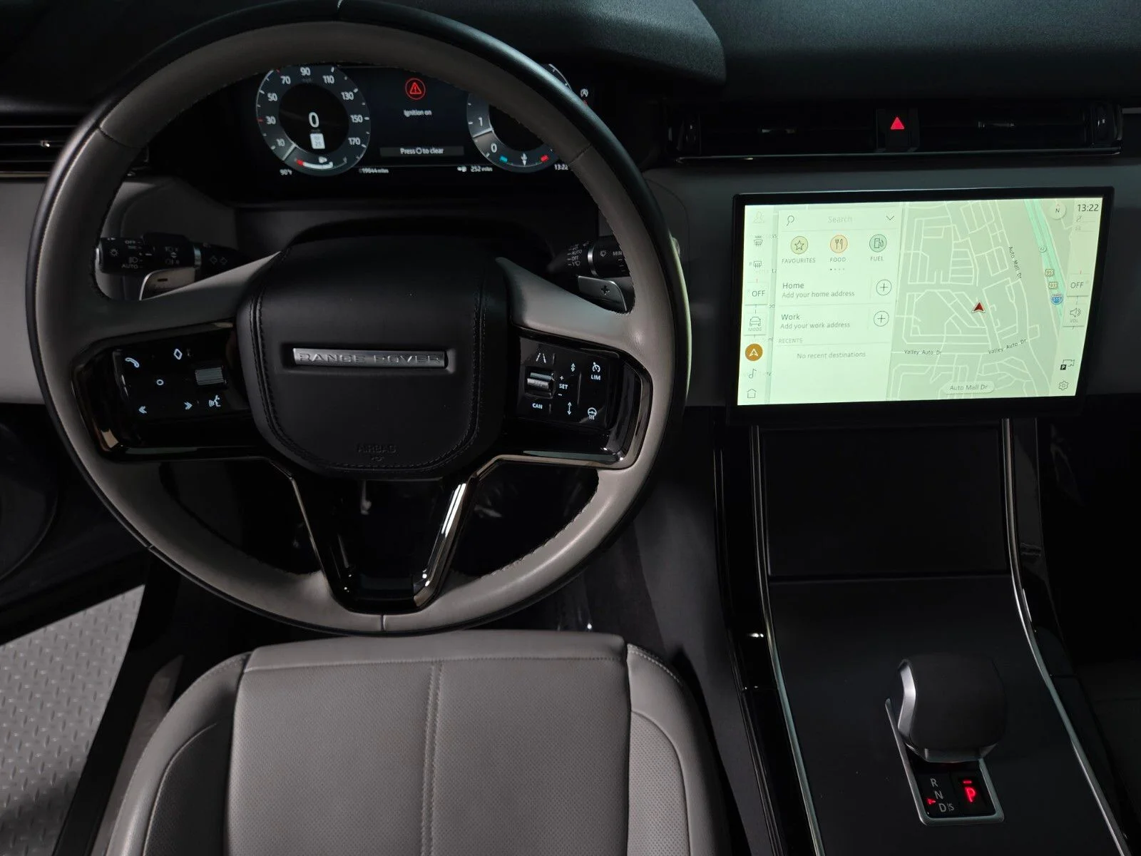 2024 Land Rover Range Rover Velar Dynamic SE - Photo 13
