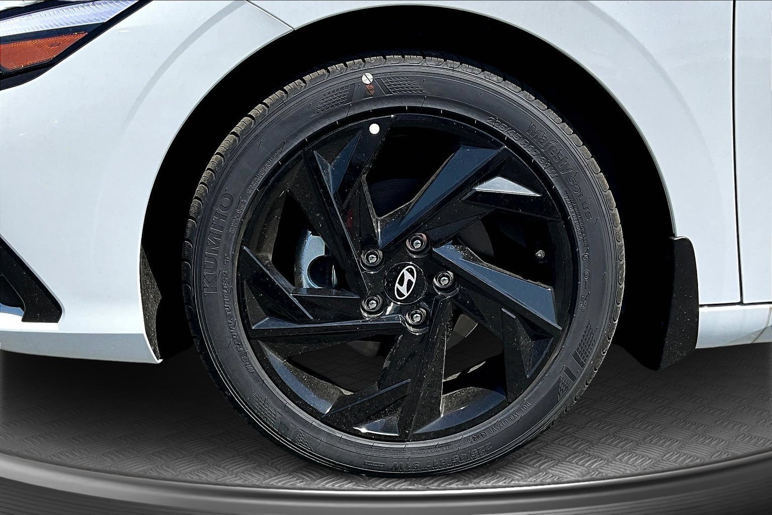 New 2026 White Hyundai SEL Sport image 12