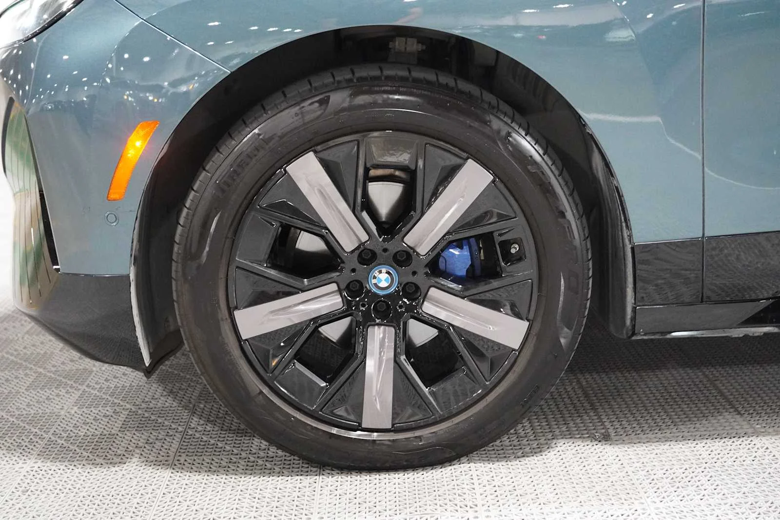 Certified Used 2024 Blue Ridge Mountain Metallic BMW xDrive50 image 8