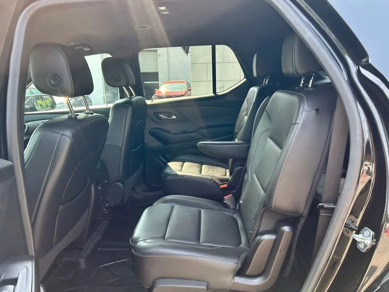 Used 2022 Black Chevrolet LT Sport Utility 4D image 35