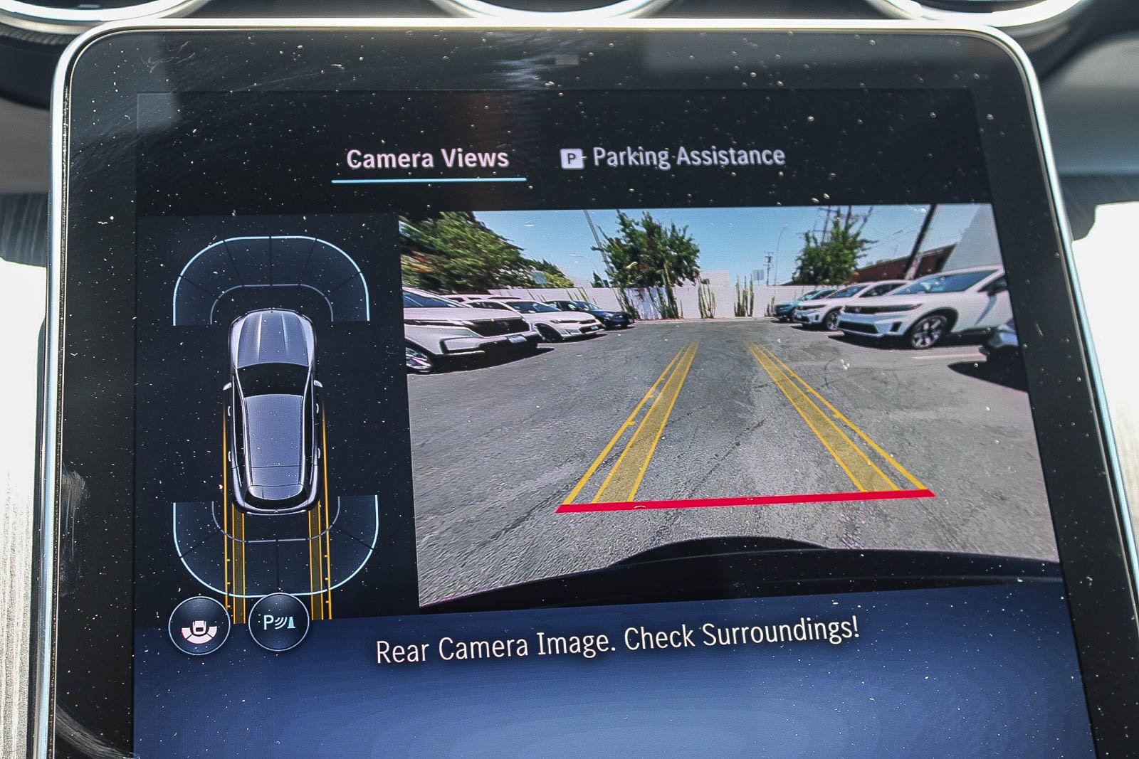 Used 2025  Mercedes-Benz GLC 300 image 24