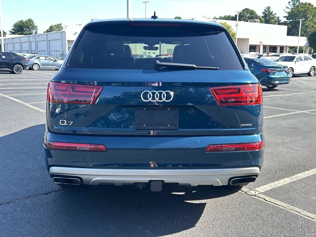 Used 2018  Audi 2.0T Premium Plus image 6