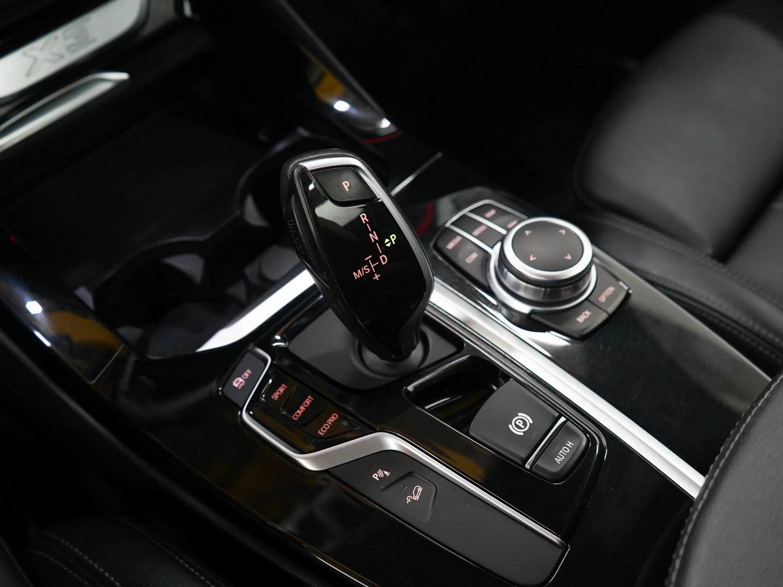 Used 2021 Alpine White BMW xDrive30i image 23
