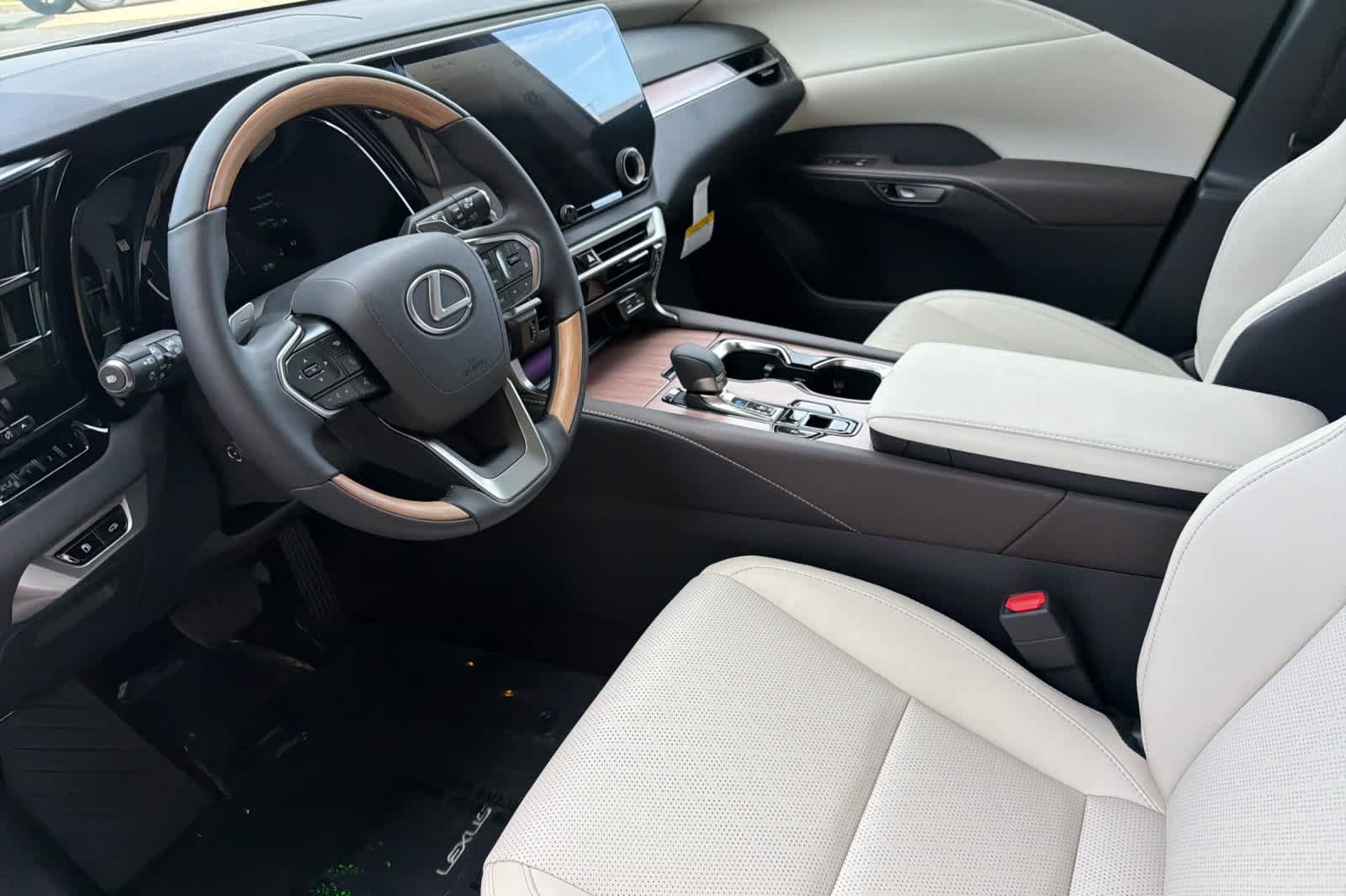 New 2026 Eminent White Pearl Lexus  350 PREMIUM+ image 11
