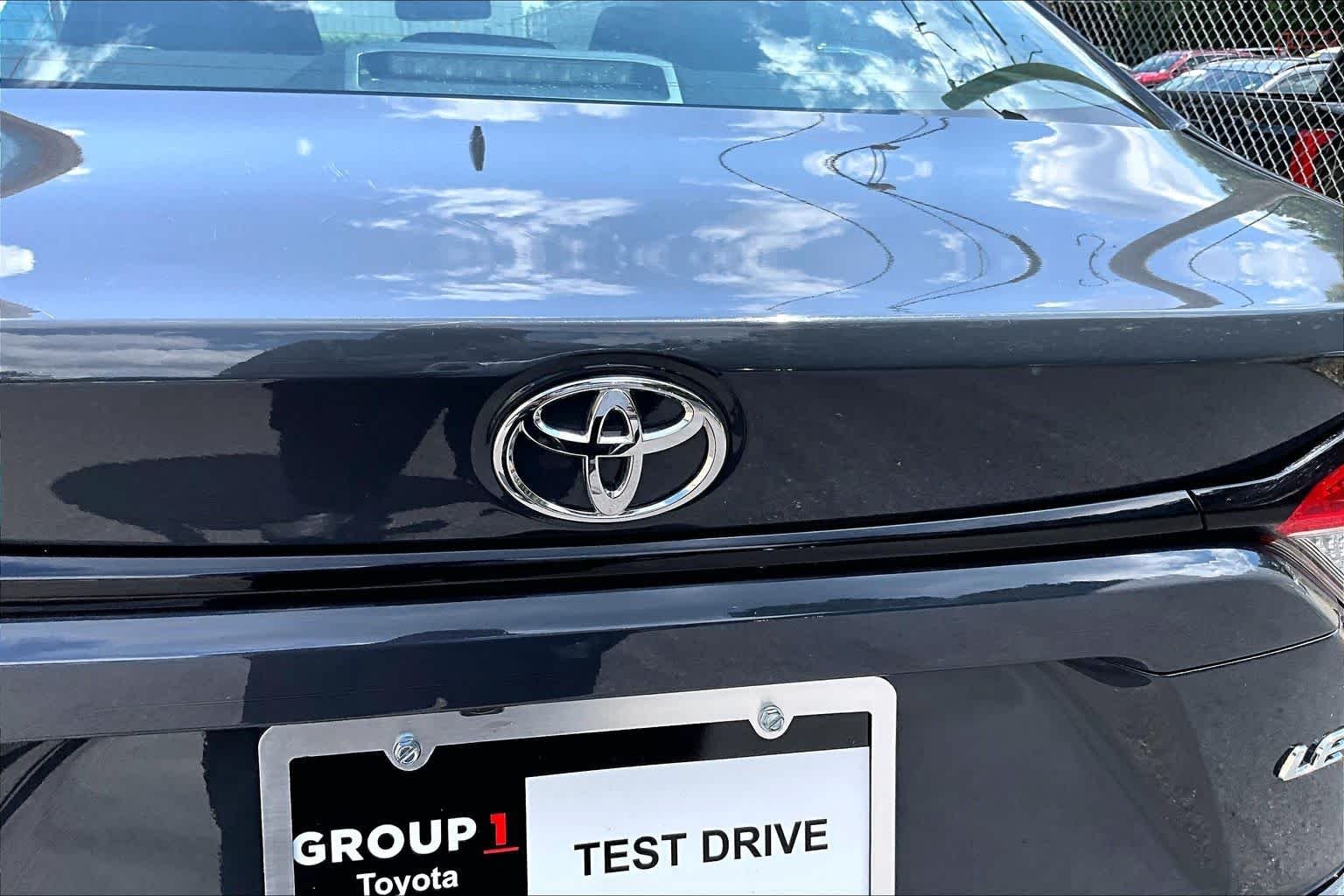 Used 2024 Underground Toyota LE image 31