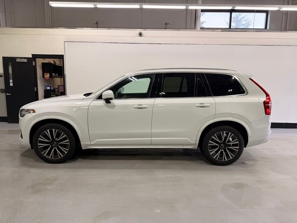 Used 2022 Volvo XC90 Momentum with VIN YV4A22PK7N1807471 for sale in Golden Valley, Minnesota