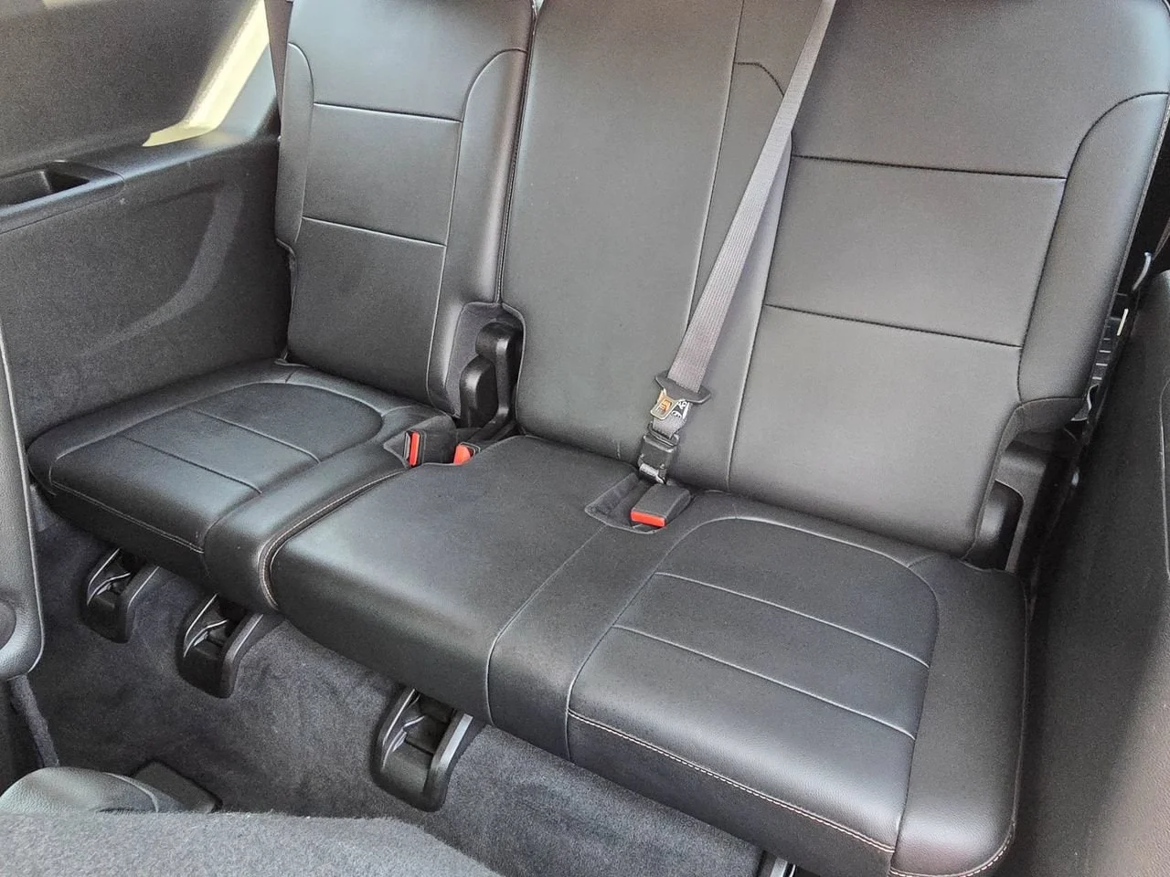 Used 2019 Graphite Chevrolet LT Leather image 33