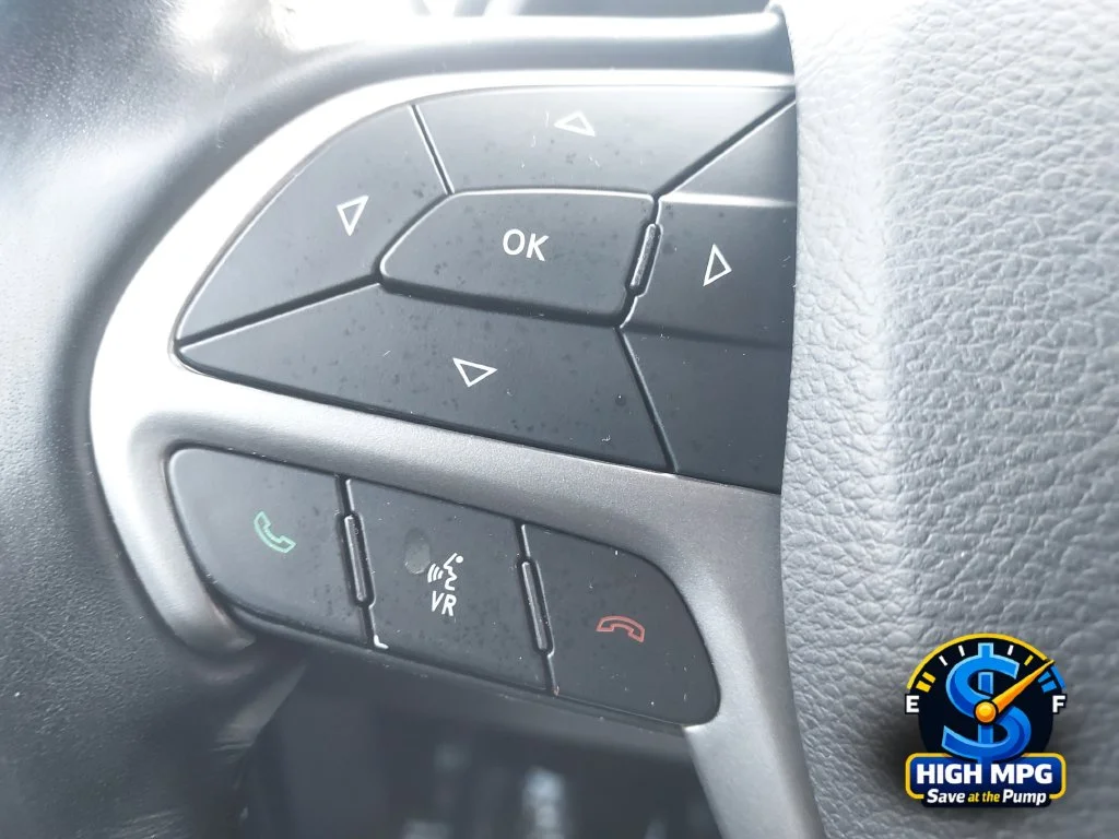 Used 2020 Gray Jeep Altitude image 24