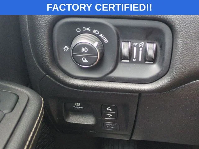 Used 2025 Red Ram Laramie image 18