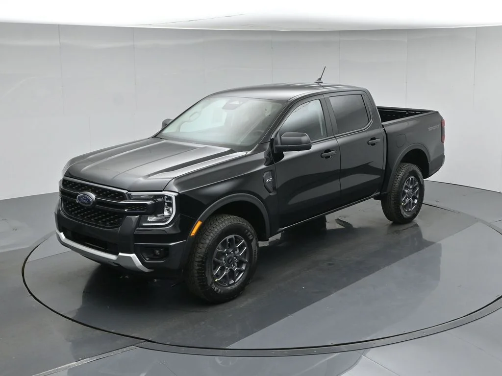 New 2026 Shadow Black Ford XLT image 33
