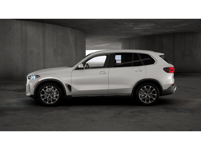 New 2026 Mineral White Metallic BMW xDrive40i image 4