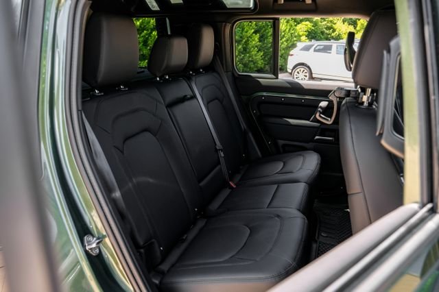 New 2026 Woolstone Green Land Rover S image 47