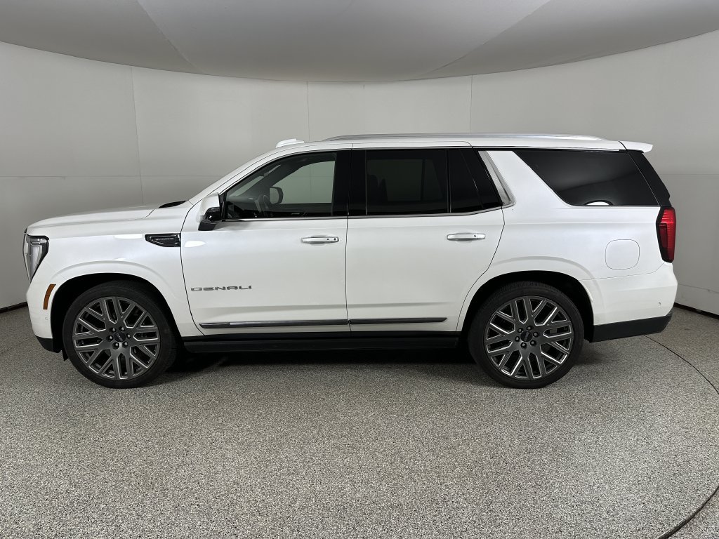 Used 2025 White GMC Denali Ultimate image 6