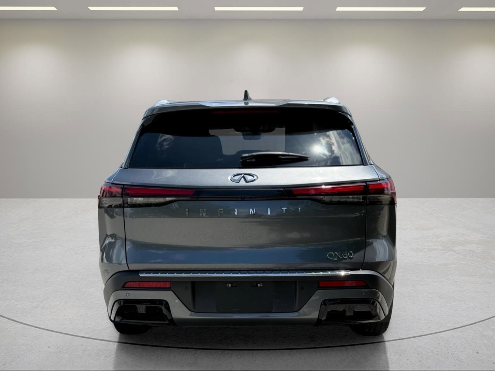 Used 2023 Graphite Shadow INFINITI LUXE image 6