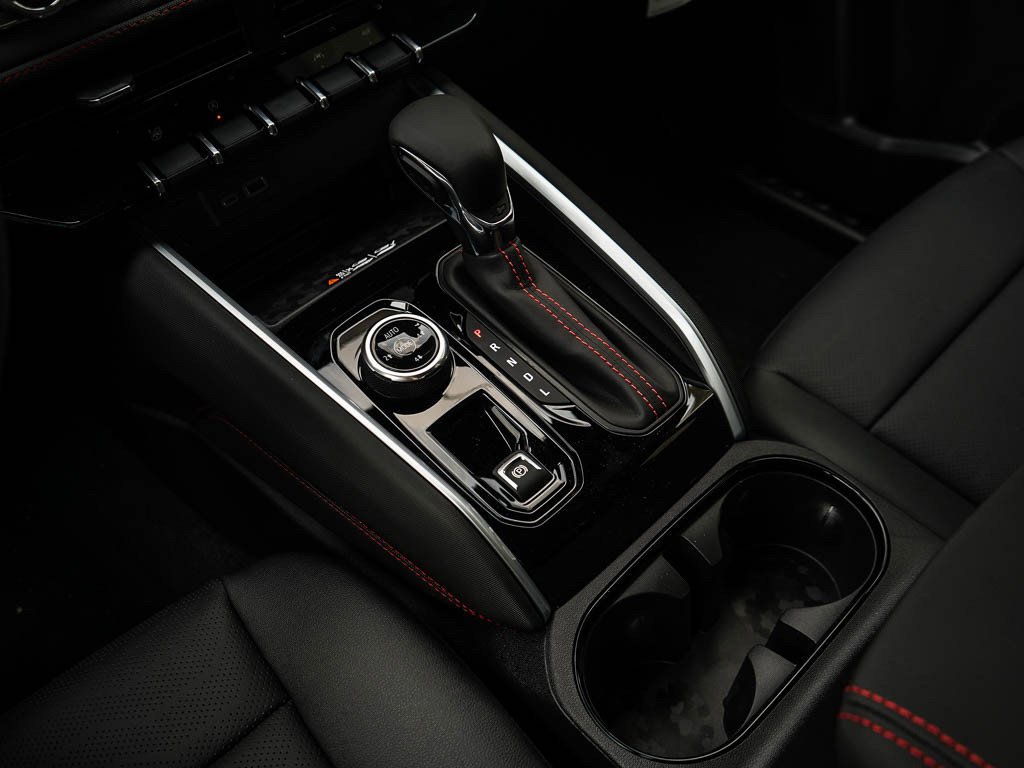 2026 Chevrolet Colorado Z71 - Photo 24