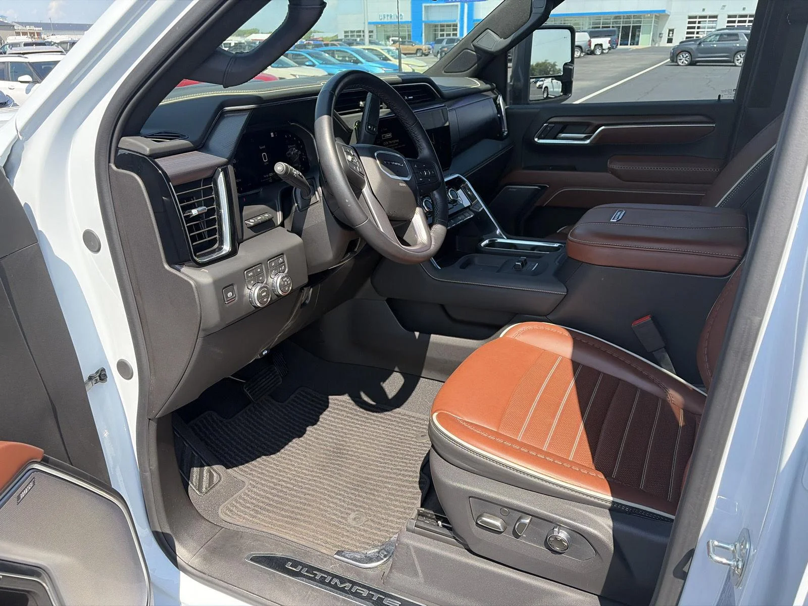 Used 2026 Glacier White Tricoat GMC Denali Ultimate image 22