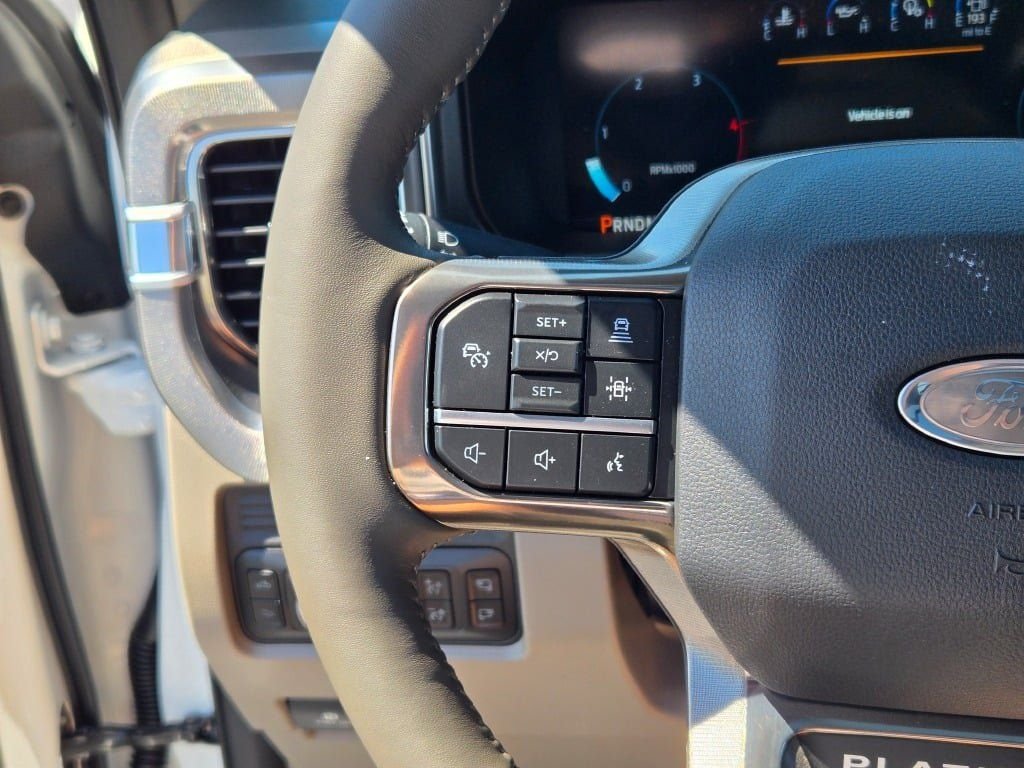 New 2026 Star White Metallic Tri-Coat Ford F-250® Platinum® image 38